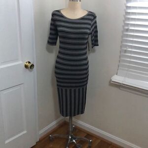 NWT LulaRoe Julia Dress size XXS